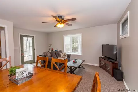 364 E Campbell Rd, Schenectady, NY 12303 photo 22