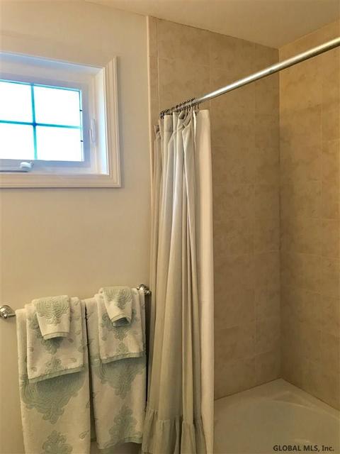 27 Ridgewood Dr, Mechanicville, NY 12118 photo 60