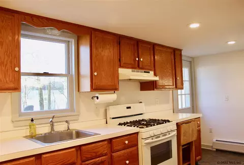 2384 E Schodack Rd, East Schodack, NY 12063 photo 13