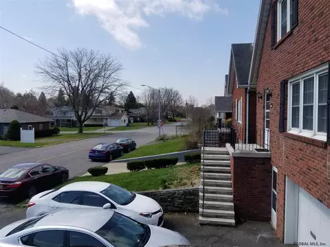 44 Ormond St, Albany, NY 12203 photo 2