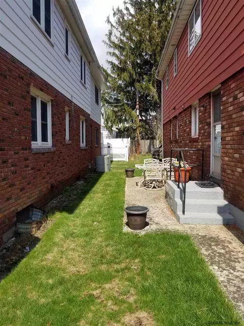 44 Ormond St, Albany, NY 12203 photo 11