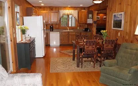 1060 West Way, Hampton, NY 12837 photo 7