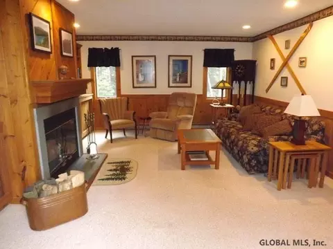 1060 West Way, Hampton, NY 12837 photo 12