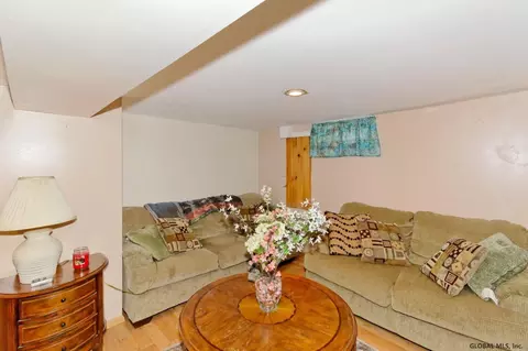 9 Wagner Ave, Schenectady, NY 12304 photo 23