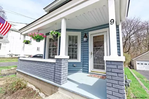 9 Wagner Ave, Schenectady, NY 12304 photo 8