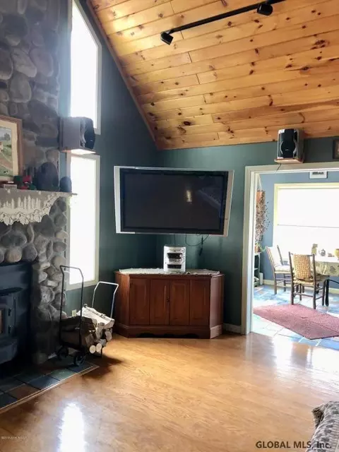 3 Donald Ln, Argyle, NY 12809 photo 10