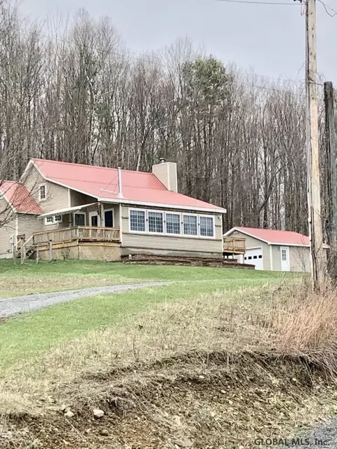 3 Donald Ln, Argyle, NY 12809 photo 1