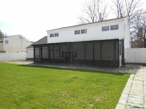 8 Goffredo Dr, Schenectady, NY 12303 photo 9
