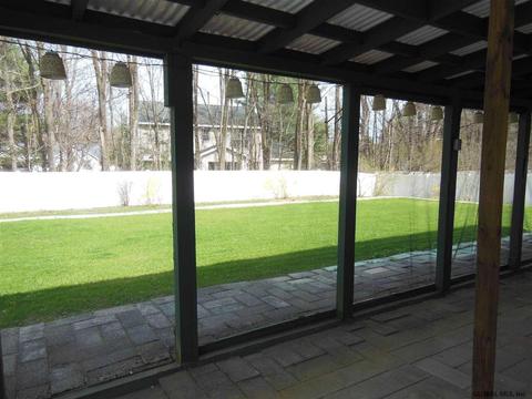 8 Goffredo Dr, Schenectady, NY 12303 photo 12