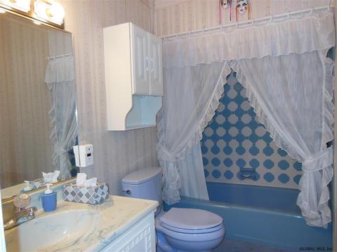 8 Goffredo Dr, Schenectady, NY 12303 photo 39