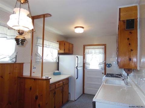 8 Goffredo Dr, Schenectady, NY 12303 photo 26