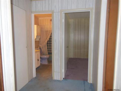 8 Goffredo Dr, Schenectady, NY 12303 photo 37