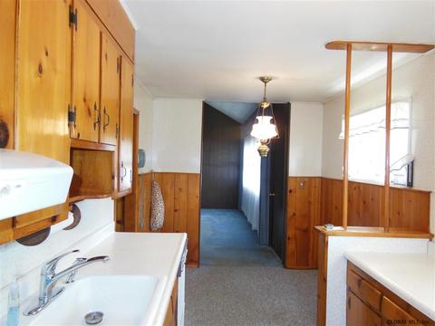 8 Goffredo Dr, Schenectady, NY 12303 photo 27