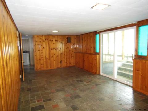 8 Goffredo Dr, Schenectady, NY 12303 photo 14