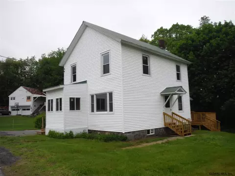 39 Heath St, Corinth, NY 12822 photo 1
