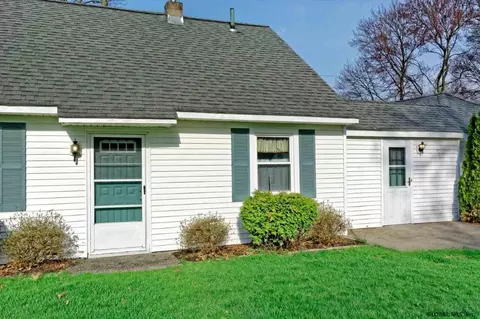 1169 Outer Dr, Schenectady, NY 12303 photo 4