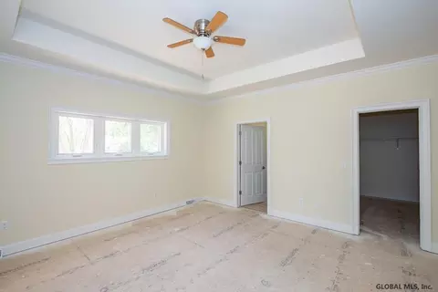 808 Rainbow Dr, Schenectady, NY 12303 photo 14