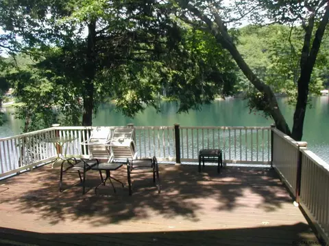 1052 West Way, Hampton, NY 12837 photo 3