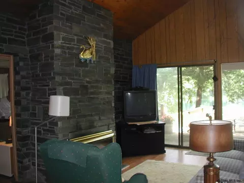 1052 West Way, Hampton, NY 12837 photo 7