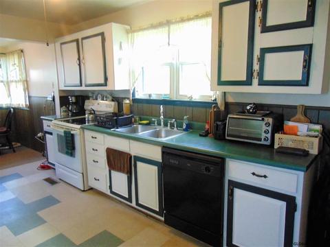 327 Center St, Corinth, NY 12822 photo 22