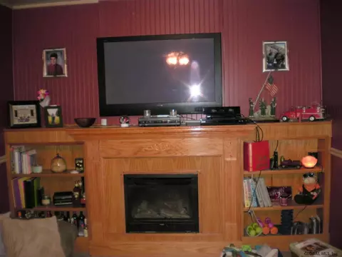 107 Spring St, Cobleskill, NY 12043 photo 14