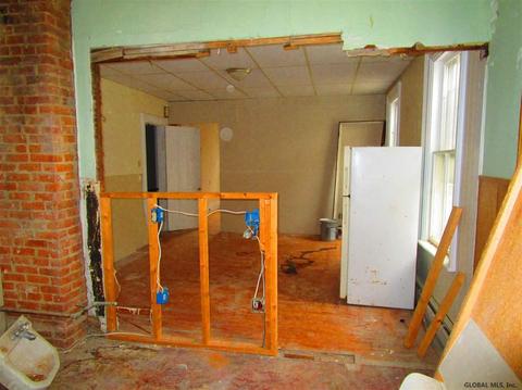 130 Front St, Schenectady, NY 12305 photo 9