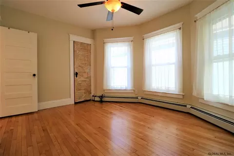 137 Elmer Ave, Schenectady, NY 12308 photo 32