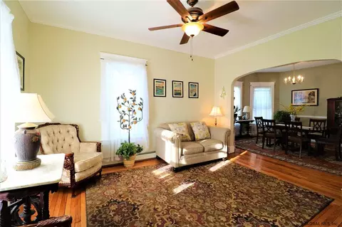 137 Elmer Ave, Schenectady, NY 12308 photo 25
