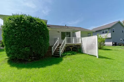 4 Phyllis Ct, Schenectady, NY 12303 photo 26