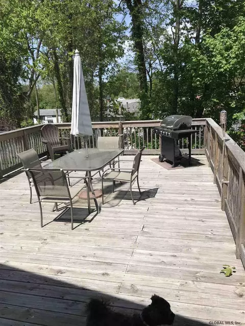 86 Ormond St, Albany, NY 12203 photo 6