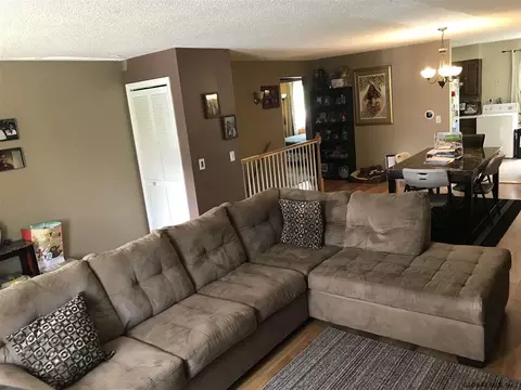 86 Ormond St, Albany, NY 12203 photo 2