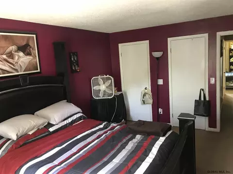 86 Ormond St, Albany, NY 12203 photo 9