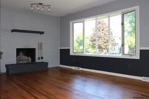 2017 Pyle Rd, Schenectady, NY 12303 photo 3