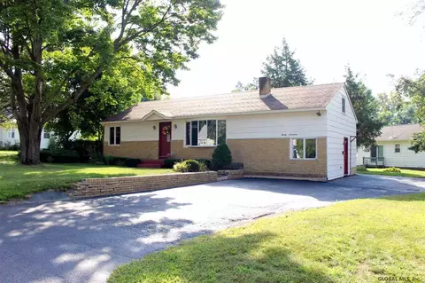 2017 Pyle Rd, Schenectady, NY 12303 photo 1