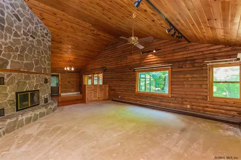 46 Robin St, Hadley, NY 12835 photo 7