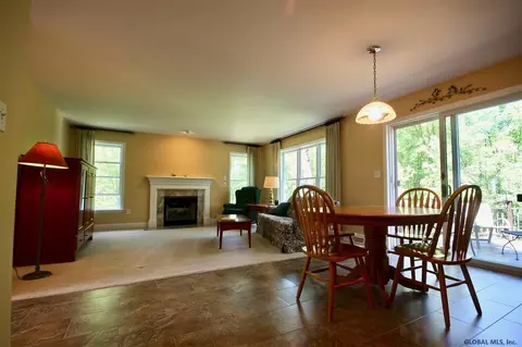 169 Hasgate Dr, Delmar, NY 12054 photo 13