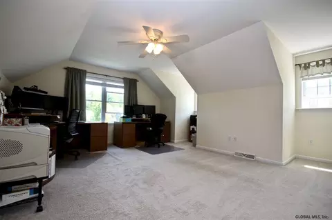 169 Hasgate Dr, Delmar, NY 12054 photo 29
