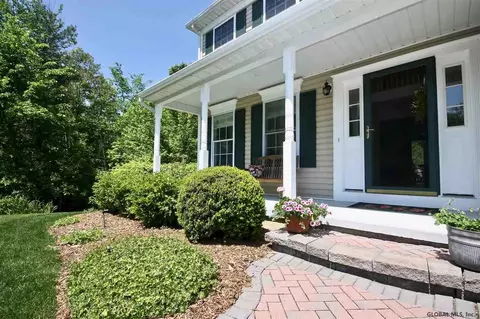 169 Hasgate Dr, Delmar, NY 12054 photo 2