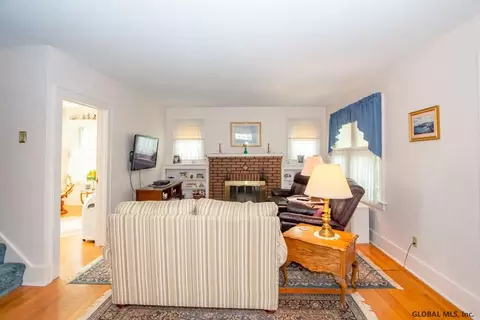 1150 Ardsley Rd, Schenectady, NY 12308 photo 4