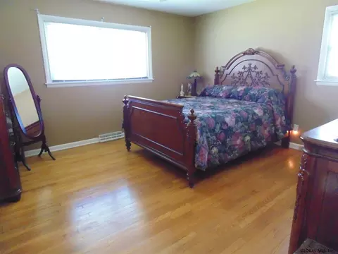 1159 Wavell Rd, Schenectady, NY 12303 photo 11