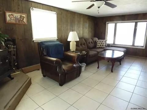 1159 Wavell Rd, Schenectady, NY 12303 photo 4