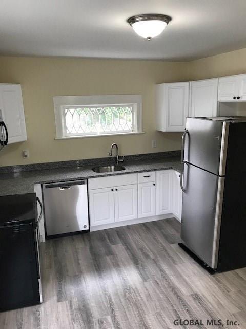 32 Chiswell St, Schenectady, NY 12304 photo 7