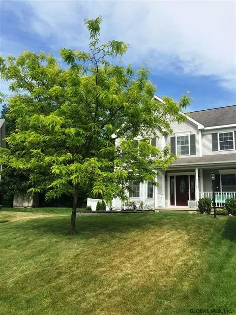 7 Thyme Cir, Rexford, NY 12148 photo 3