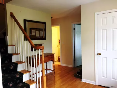 7 Thyme Cir, Rexford, NY 12148 photo 23