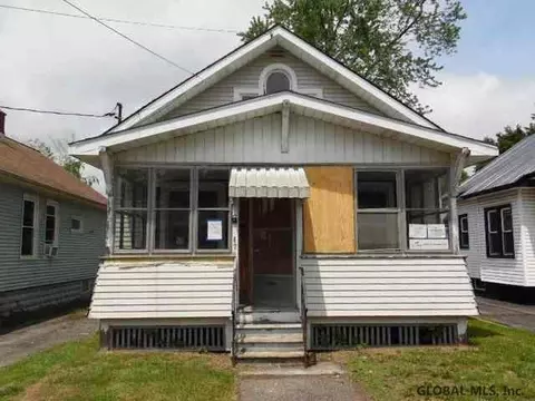 7 Cromer Ave, Schenectady, NY 12304 photo 1