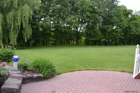 512 Normanskill Pl, Slingerlands, NY 12159 photo 39