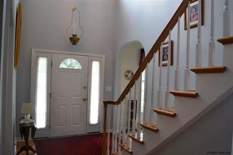 512 Normanskill Pl, Slingerlands, NY 12159 photo 18