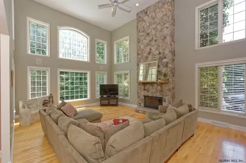 30 Bluestone Rdg, Halfmoon, NY 12065 photo 23