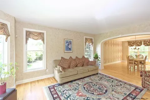 30 Bluestone Rdg, Halfmoon, NY 12065 photo 9