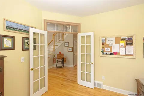 30 Bluestone Rdg, Halfmoon, NY 12065 photo 8